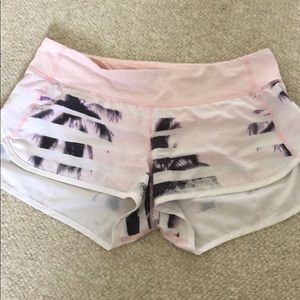 COPY - Lululemon speed up shorts
